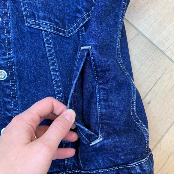 MADEWELL Denim Fitted Vest in Rocco Wash MED NWOT - Picture 6 of 8